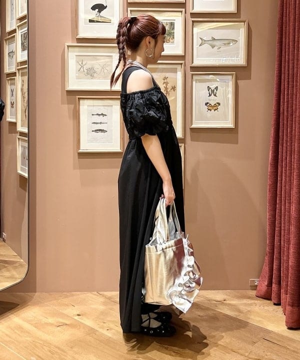 庭野 優紀さんの「」を使ったコーディネート