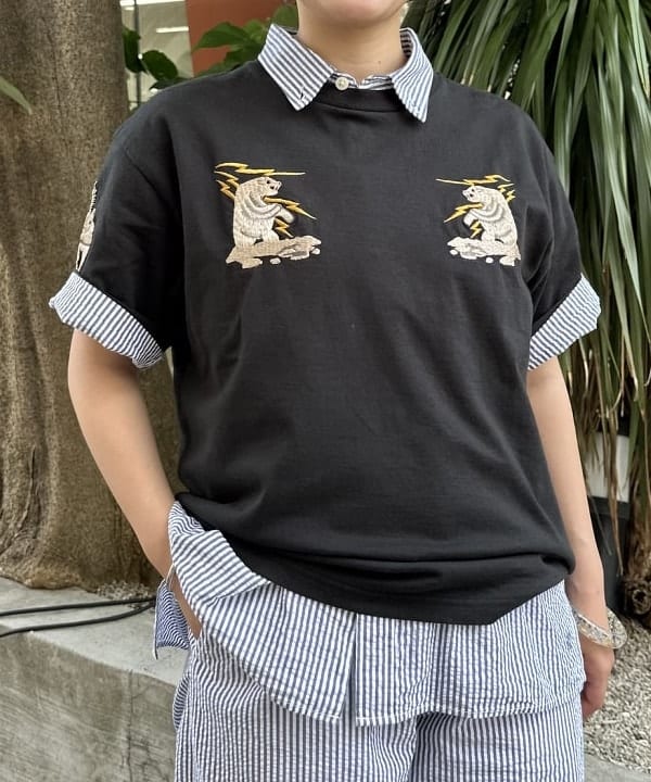 ナガオカ サキさんの「BEAMS WOMEN｜BEAMS BOY / サッカー ボックスシルエット BD シャツ」を使ったコーディネート