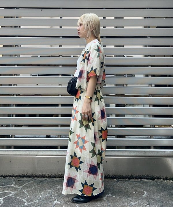 ナツハさんの「BEAMS WOMEN｜BEAMS BOY / イレギュラー バンダナ バッグ」を使ったコーディネート