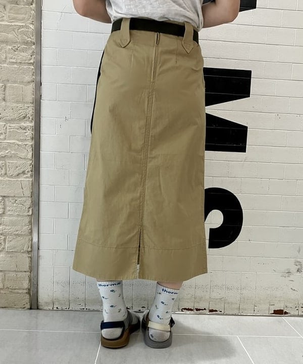 小原 もこさんの「BEAMS WOMEN｜ラインロゴ ショートスリーブ Tシャツ」を使ったコーディネート