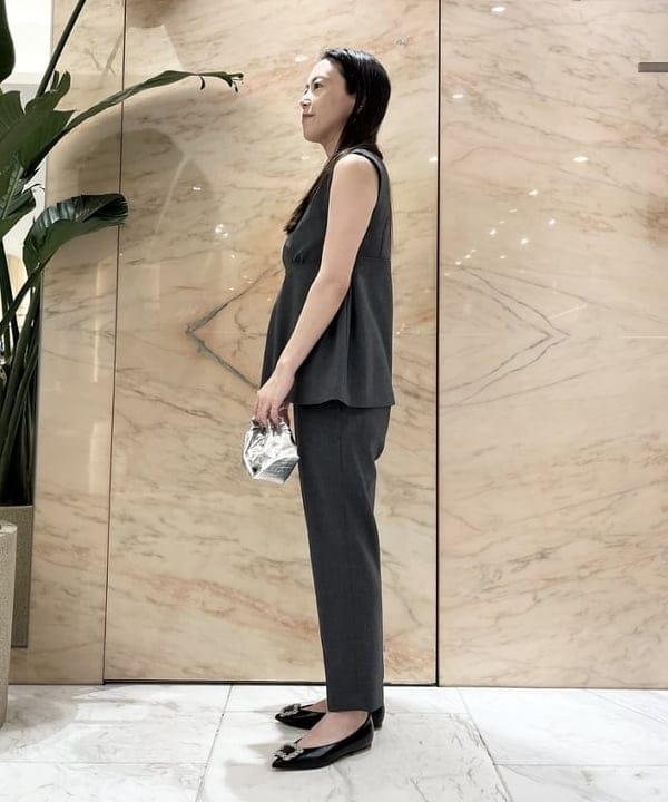 関 桂子さんの「BEAMS WOMEN｜E_WｸﾛｽﾍﾟﾌﾟﾗﾑNS」を使ったコーディネート