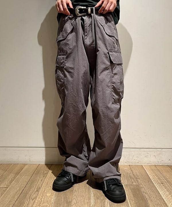 関澤 佑樹さんの「BEAMS WOMEN｜BEAMS / ビッグ 6ポケット カーゴパンツ」を使ったコーディネート