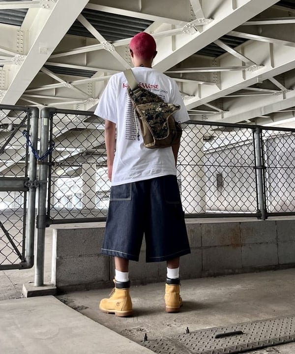 NADEL ナデールさんの「BEAMS WOMEN｜XS BAGGAGE × BEAMS / 別注 BodyBag」を使ったコーディネート