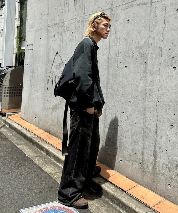 Ryohei Takataさんの「BEAMS WOMEN｜【別注】DEMARTINI / Messenger Bag MEDIUM」を使ったコーディネート