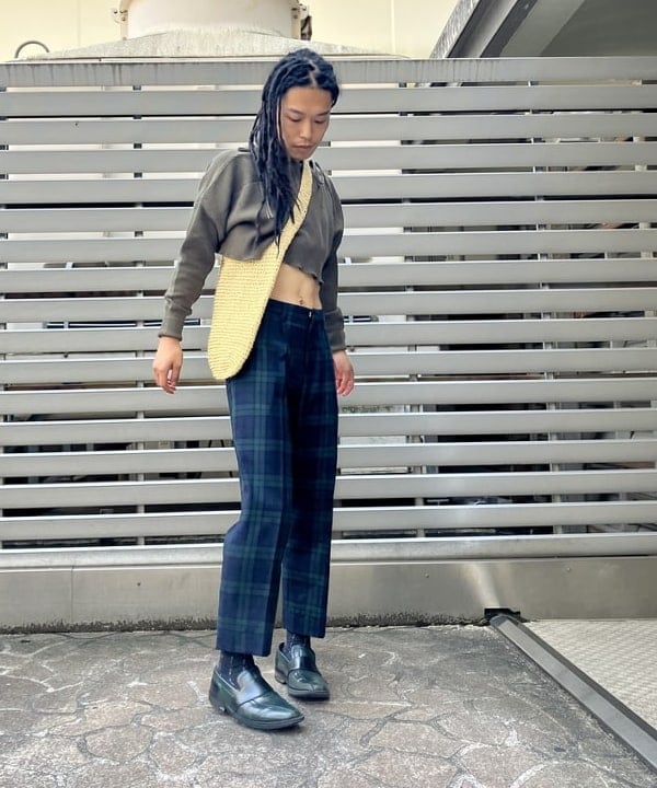 森 凌真さんの「BEAMS WOMEN｜ミリタリー ショート プルオーバー」を使ったコーディネート