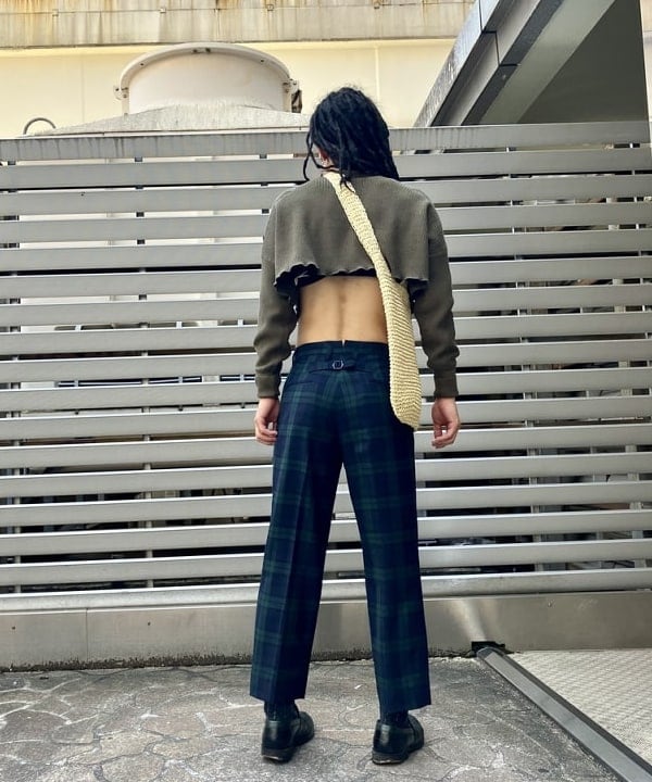 森 凌真さんの「BEAMS WOMEN｜ミリタリー ショート プルオーバー」を使ったコーディネート