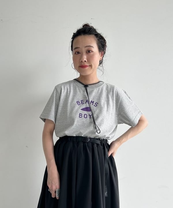 清水 彩乃さんの「BEAMS WOMEN｜BRIEFING &times; BEAMS BOY / 別注 ヘルメット バッグ」を使ったコーディネート