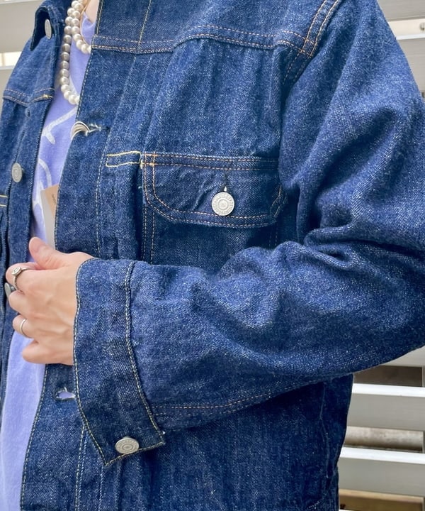 コウリキ　マミさんの「BEAMS WOMEN｜BEAMS BOY / ポリエステル ウール シンチ バック スラックス」を使ったコーディネート