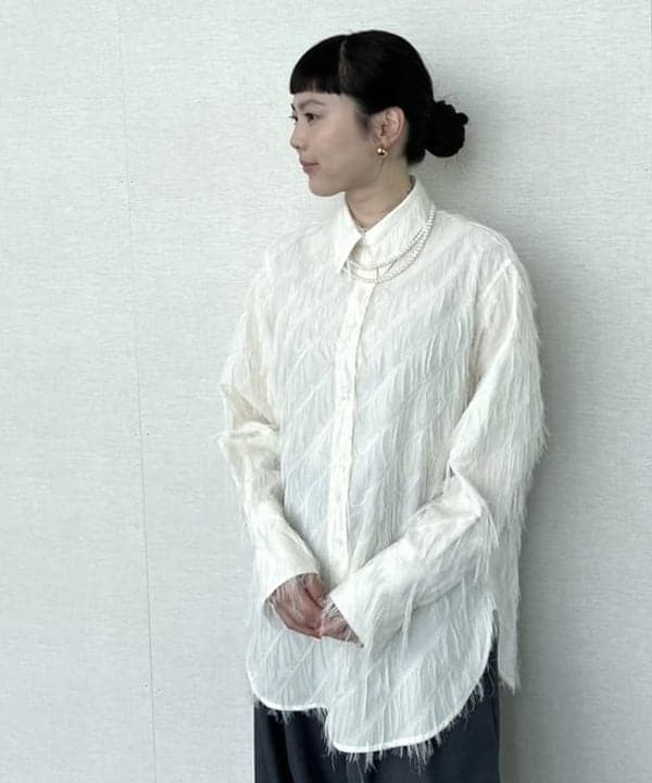 Ichika Hondaさんの「BEAMS WOMEN｜ATON / ウールトロピカル ワイドイージーパンツ」を使ったコーディネート