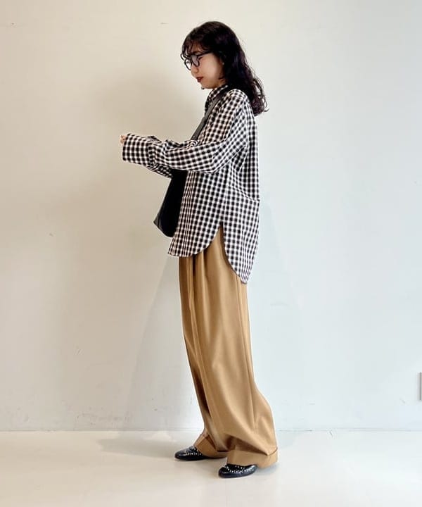 中丸　栞さんの「BEAMS WOMEN｜」を使ったコーディネート
