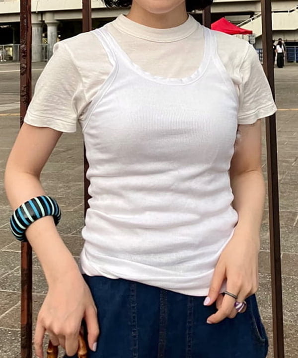 小原 もこさんの「BEAMS WOMEN｜ボーイ ベーシック Tシャツ」を使ったコーディネート