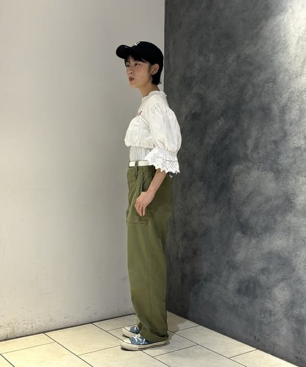 葵さんの「BEAMS WOMEN｜NEW ERA / 別注 930 イージースナップ MLBパッチ キャップ」を使ったコーディネート
