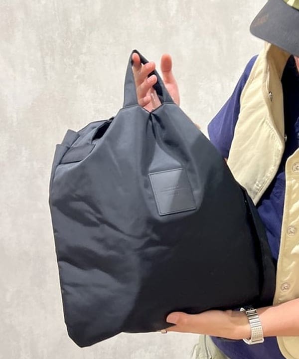 ムファサさんの「BEAMS WOMEN｜SLOW_NY_HELMET」を使ったコーディネート