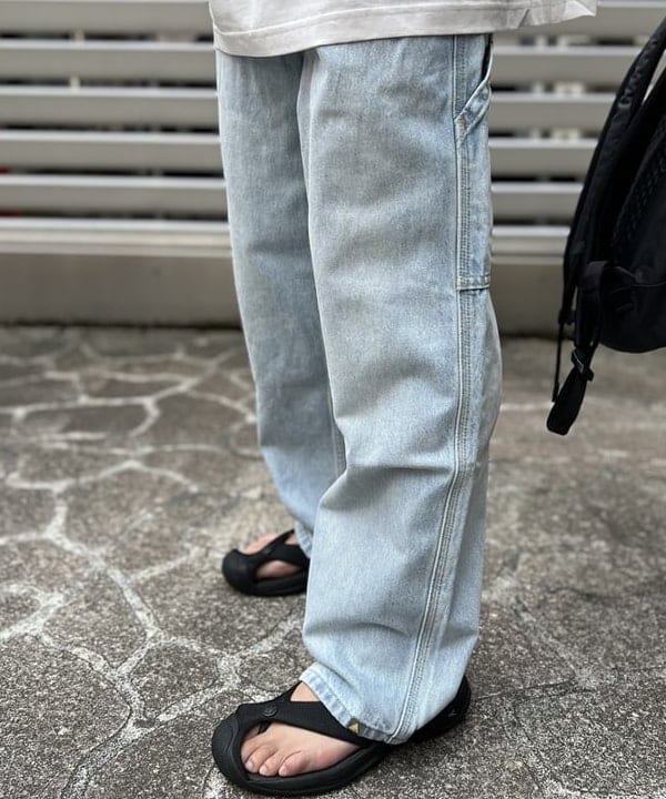 ザキサンさんの「BEAMS WOMEN｜LvsS/T_BgyCptLEVI'S(R) / BAGGY CARPENTER」を使ったコーディネート