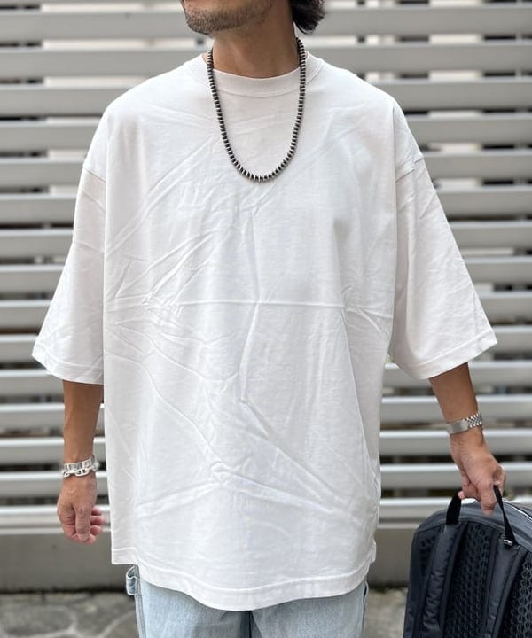 ザキサンさんの「BEAMS WOMEN｜LvsS/T_BgyCptLEVI'S(R) / BAGGY CARPENTER」を使ったコーディネート