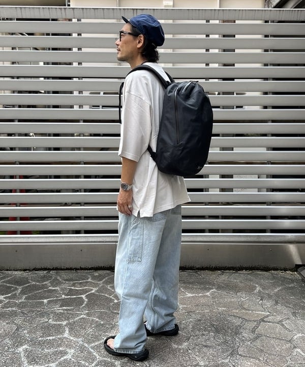 ザキサンさんの「BEAMS WOMEN｜LvsS/T_BgyCptLEVI'S(R) / BAGGY CARPENTER」を使ったコーディネート