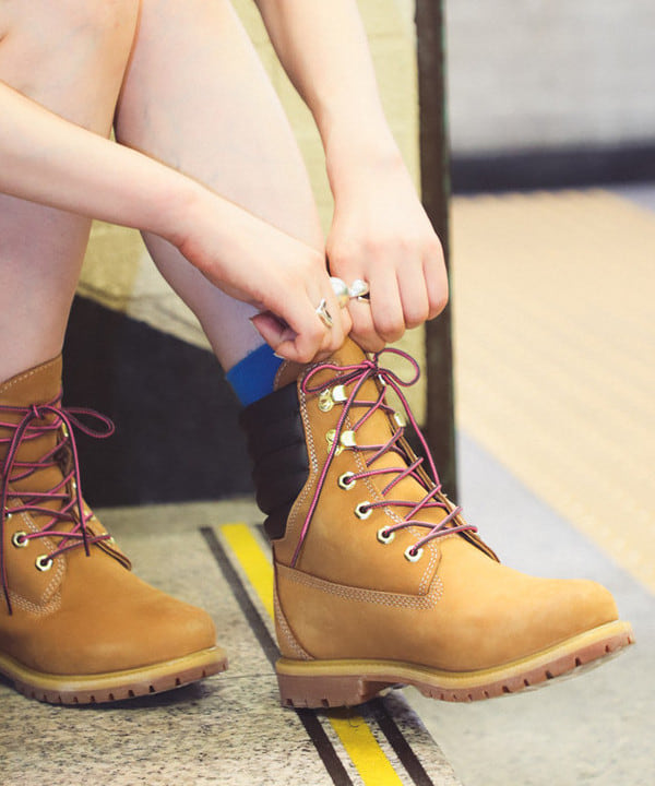 神坂 莉子さんの「BEAMS WOMEN｜Timberland × Ray BEAMS / 8inch Puffer Boots」を使ったコーディネート