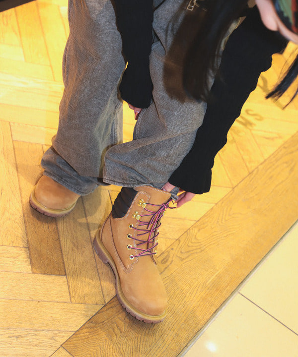 ayaneさんの「BEAMS WOMEN｜▲Timberland &times; Ray BEAMS / 8inch Puffer Boots」を使ったコーディネート