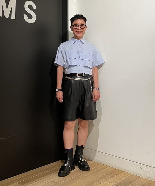 土田 達也さんの「BEAMS WOMEN｜Ray BEAMS / ティアード クロップド シャツ」を使ったコーディネート