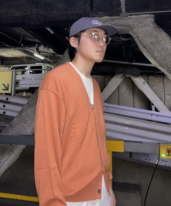 タマイユウトさんの「BEAMS WOMEN｜リラックス ソリッド カーディガン」を使ったコーディネート