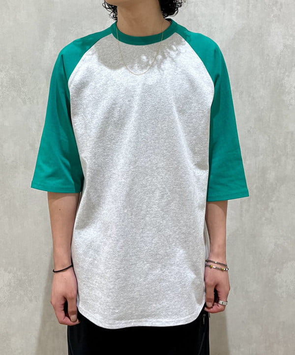 菊田 悠さんの「BEAMS WOMEN｜BEAMS / テック カーゴパンツ」を使ったコーディネート