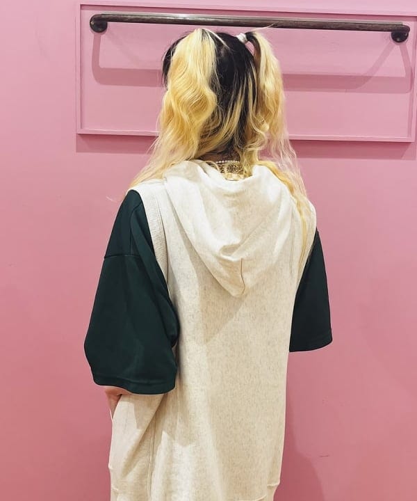 ひるてぃさんの「BEAMS WOMEN｜樹脂パール ロングネックレス」を使ったコーディネート