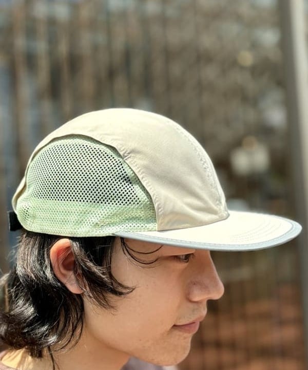 秋元 亮汰さんの「BEAMS / ヴィンテージライク フェード Tシャツ」を使ったコーディネート