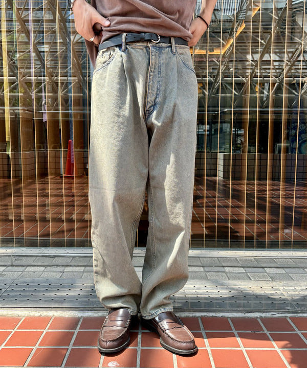 秋元 亮汰さんの「BEAMS / ヴィンテージライク フェード Tシャツ」を使ったコーディネート