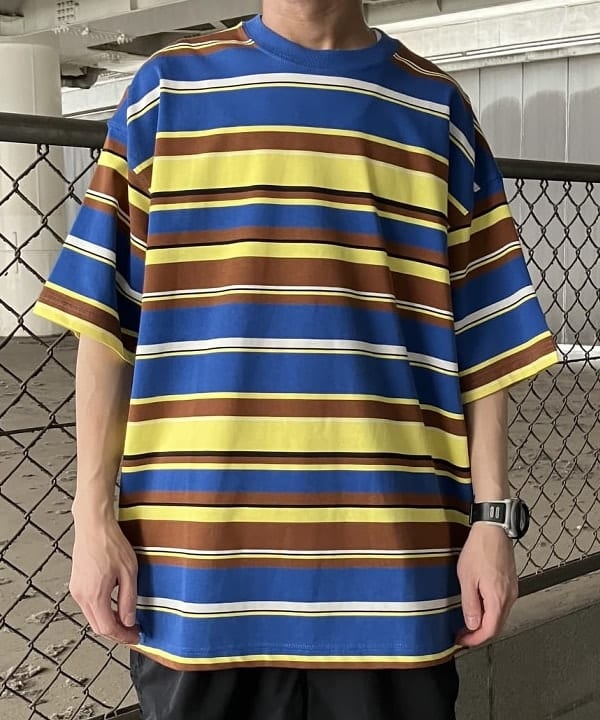ホサカさんの「BEAMS WOMEN｜BEAMS / マルチボーダー Tシャツ」を使ったコーディネート