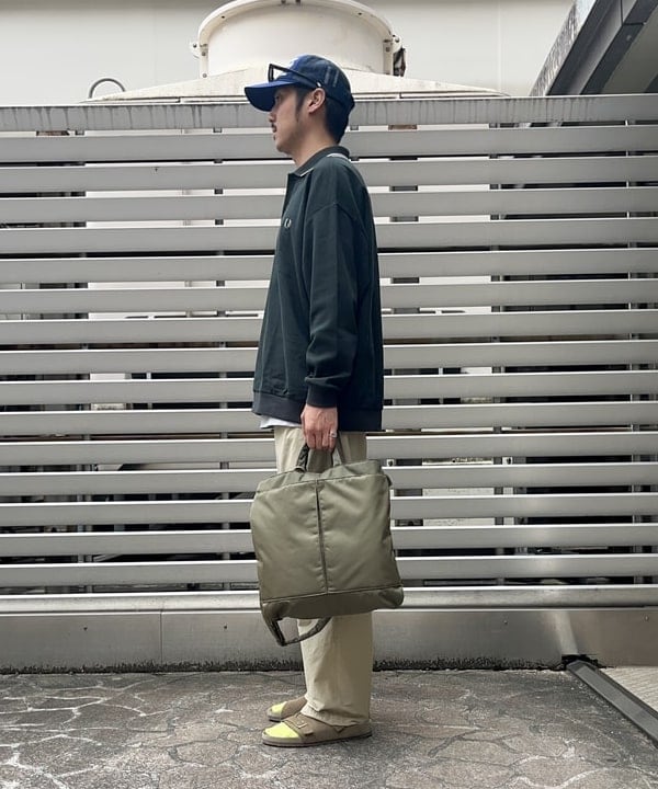 高遠 恒巳さんの「BEAMS WOMEN｜SLOW_NY_HELMET」を使ったコーディネート