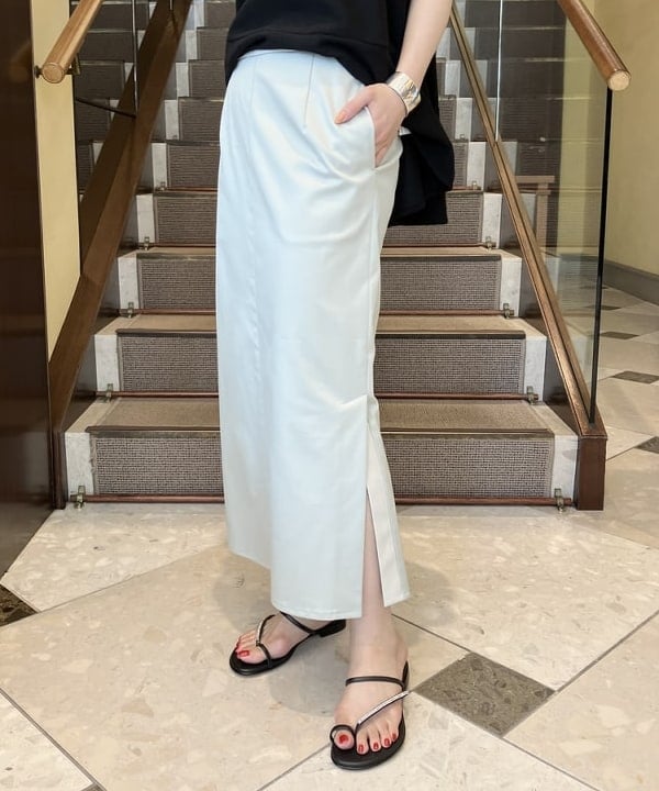 蒲原 捺美さんの「BEAMS WOMEN｜Demi-Luxe BEAMS / ラッセルメッシュ ノースリーブ プルオーバー」を使ったコーディネート