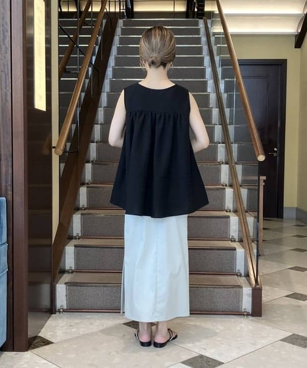 蒲原 捺美さんの「BEAMS WOMEN｜Demi-Luxe BEAMS / ラッセルメッシュ ノースリーブ プルオーバー」を使ったコーディネート