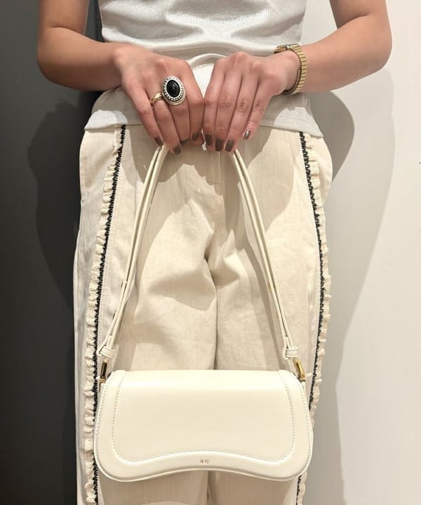 sakuraさんの「BEAMS WOMEN｜RACAL / Japanese Paper Multi Border Knit Cap」を使ったコーディネート