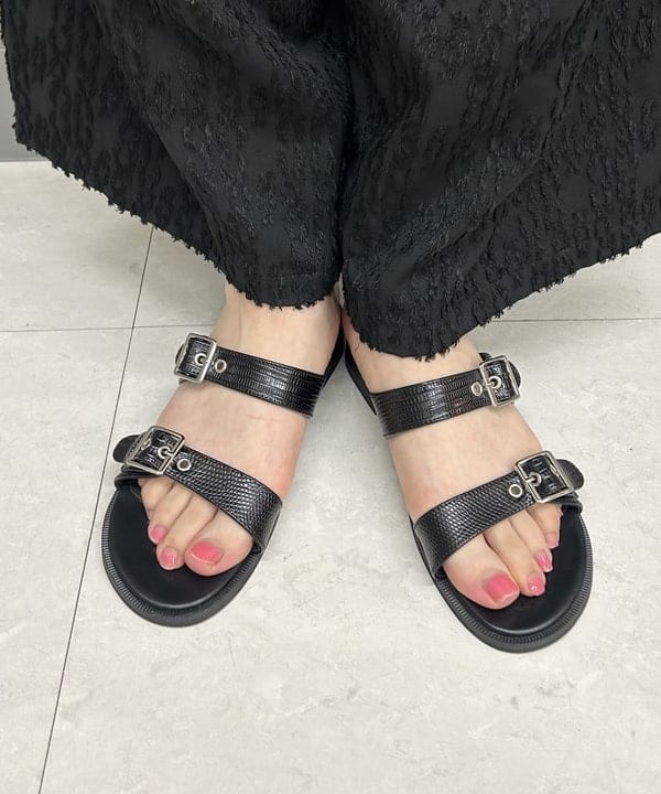 ナカノ アイさんの「BEAMS WOMEN｜noeyedia × Ray BEAMS / サングラス "NE451"」を使ったコーディネート