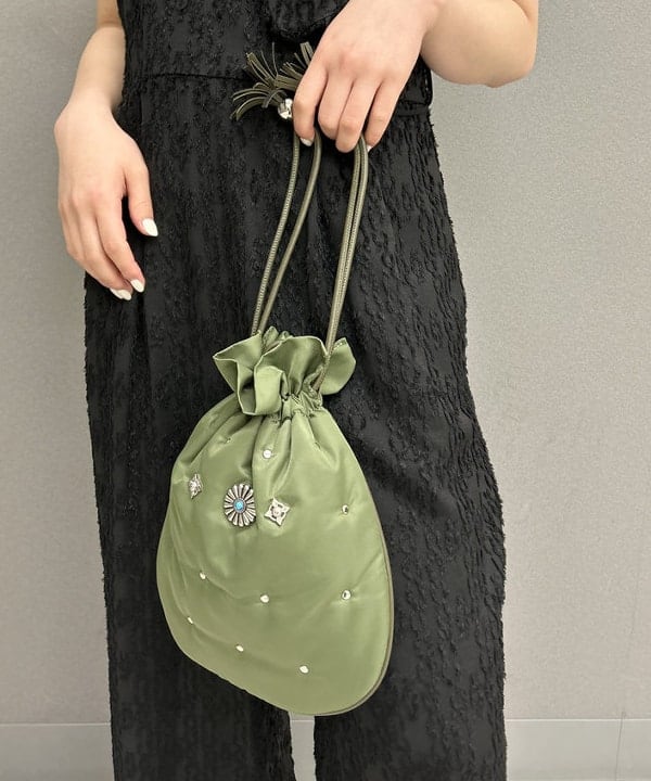 ナカノ アイさんの「BEAMS WOMEN｜noeyedia × Ray BEAMS / サングラス "NE451"」を使ったコーディネート