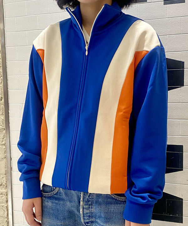 鈴木 悠里さんの「BEAMS WOMEN｜」を使ったコーディネート