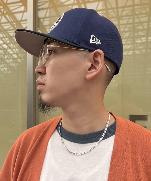 石郷岡 稜さんの「GREGORY / 別注 VINTAGE DAY PACK NAVY」を使ったコーディネート