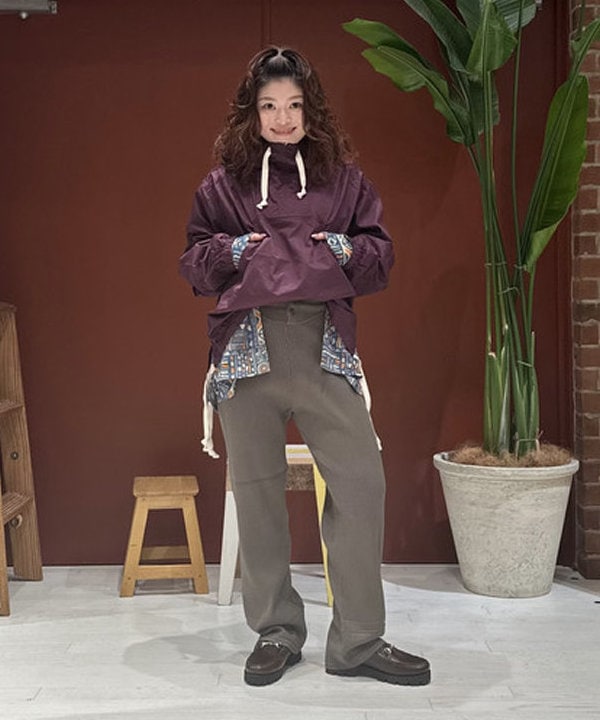 竹村 澄玲さんの「BEAMS WOMEN｜ミリタリー ニットパンツ」を使ったコーディネート