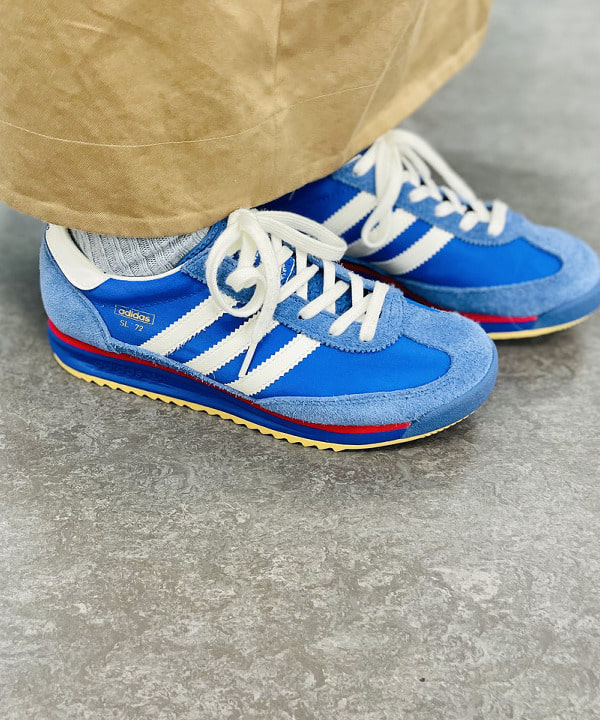 SHINAGAWAさんの「BEAMS WOMEN｜adidas / SL72RS」を使ったコーディネート