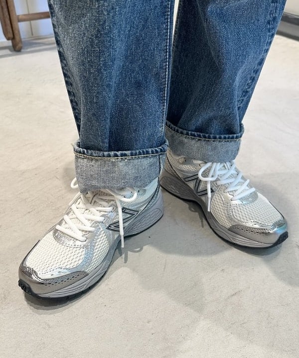 ナガオカ サキさんの「BEAMS WOMEN｜クレイジー フットボール ワンピース」を使ったコーディネート