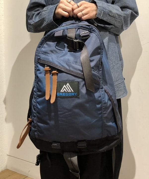 おはぎ(萩原)さんの「BEAMS WOMEN｜【別注】BUZZ RICKSON'S / シャンブレー ロングスリーブ シャツ」を使ったコーディネート