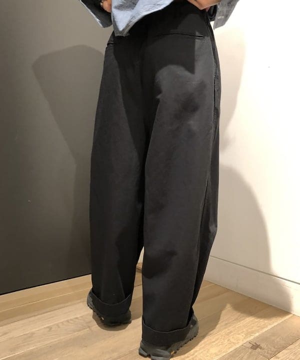 おはぎ(萩原)さんの「BEAMS WOMEN｜【別注】BUZZ RICKSON'S / シャンブレー ロングスリーブ シャツ」を使ったコーディネート