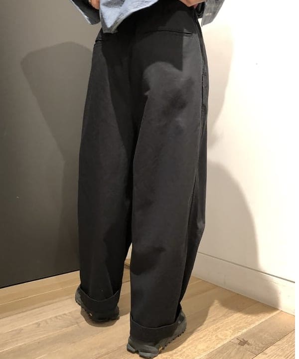 おはぎ(萩原)さんの「BEAMS WOMEN｜【別注】BUZZ RICKSON'S / シャンブレー ロングスリーブ シャツ」を使ったコーディネート