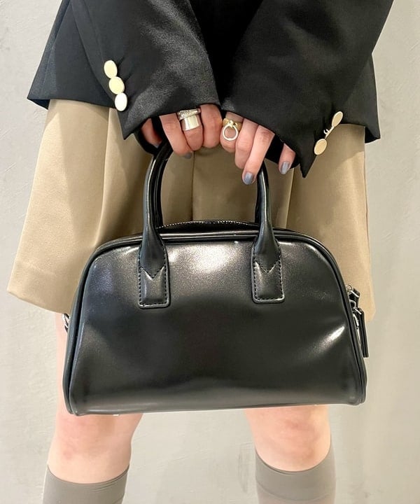カタヤマ アヤさんの「BEAMS WOMEN｜MIYAO_JK_SP」を使ったコーディネート