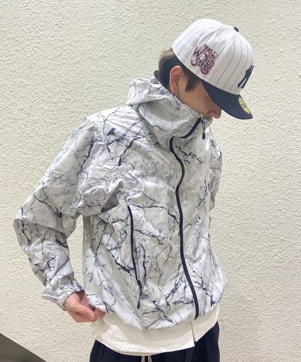 Lazzyさんの「GREGORY / 別注 VINTAGE DAY PACK NAVY」を使ったコーディネート