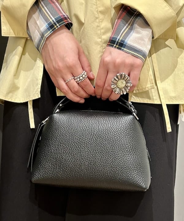 早川 萌子さんの「BEAMS WOMEN｜Ray BEAMS / アンクルストラップ パンプス」を使ったコーディネート