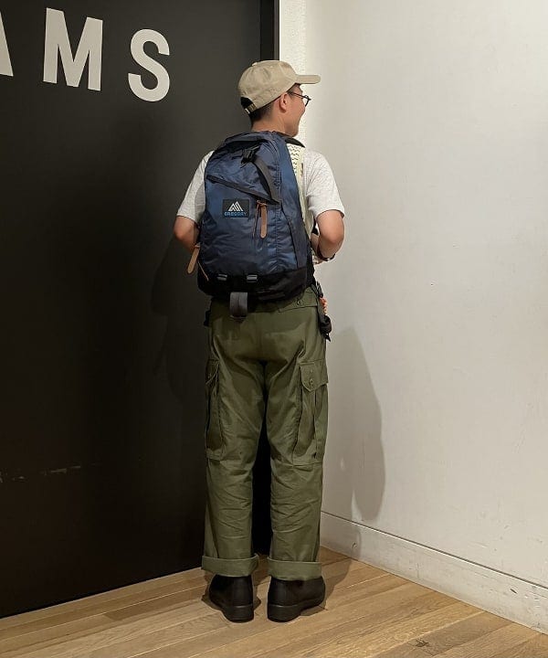 土田 達也さんの「BEAMS WOMEN｜【別注】BUZZ RICKSON'S / ポプリン アーミーパンツ」を使ったコーディネート