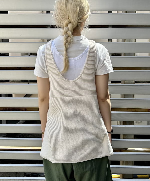 ナツハさんの「BEAMS WOMEN｜スイム アレンジ ベスト」を使ったコーディネート