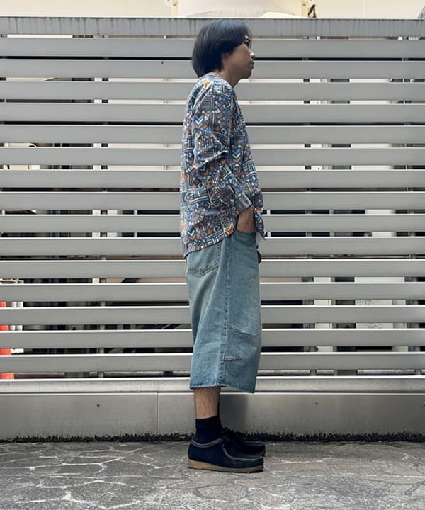 槙山 賢斗さんの「BEAMS WOMEN｜BEAMS / プリント オープンカラーシャツ」を使ったコーディネート