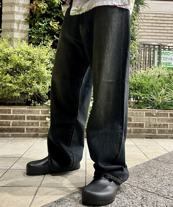 ムファサさんの「BEAMS WOMEN｜BEAMS / ワイドフィット デニムパンツ」を使ったコーディネート